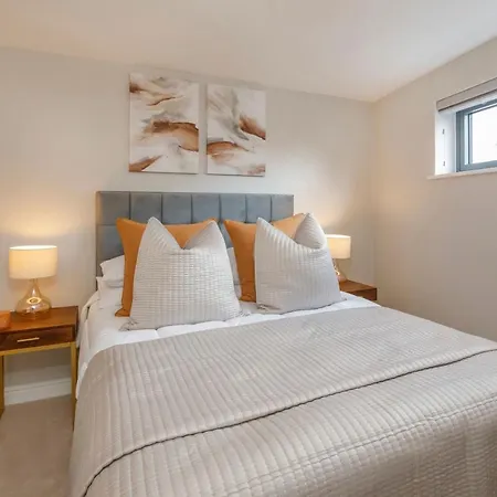 The Crescent Court Sleeps 4 Lejlighed *